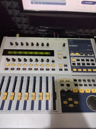 Yamaha 01x Digital Mixer