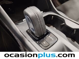 Volvo XC40 T3 Business Plus Auto 120 kW (163 CV)