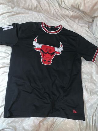 Camiseta New Era Chicago Bulls Negra
