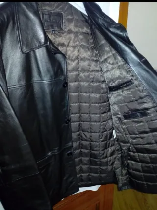 Chaqueta de piel auténtica negra Talla M