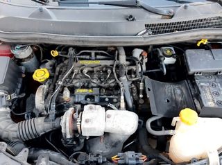 1072424 e235558083000tq centralita opel corsa d