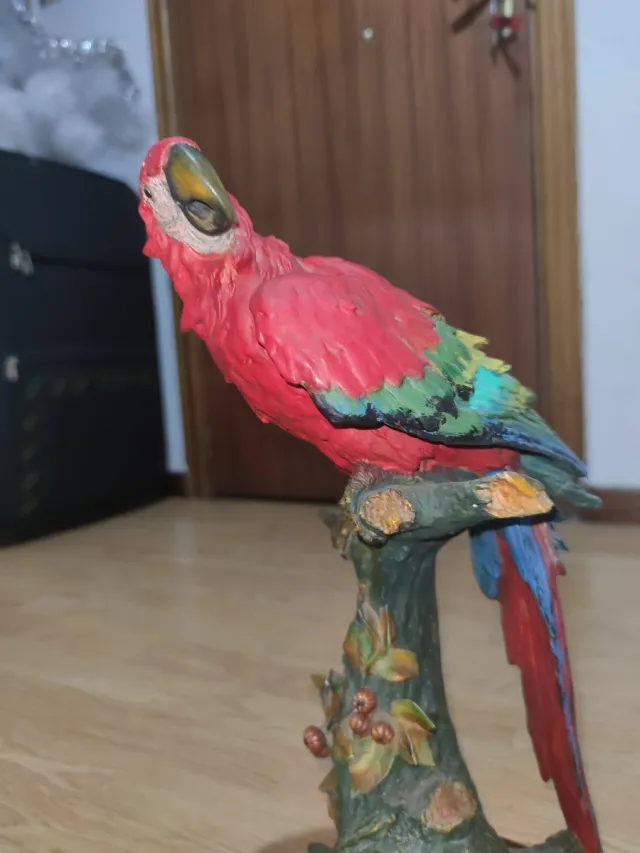 Escultura Guacamayo Giuseppe Armani