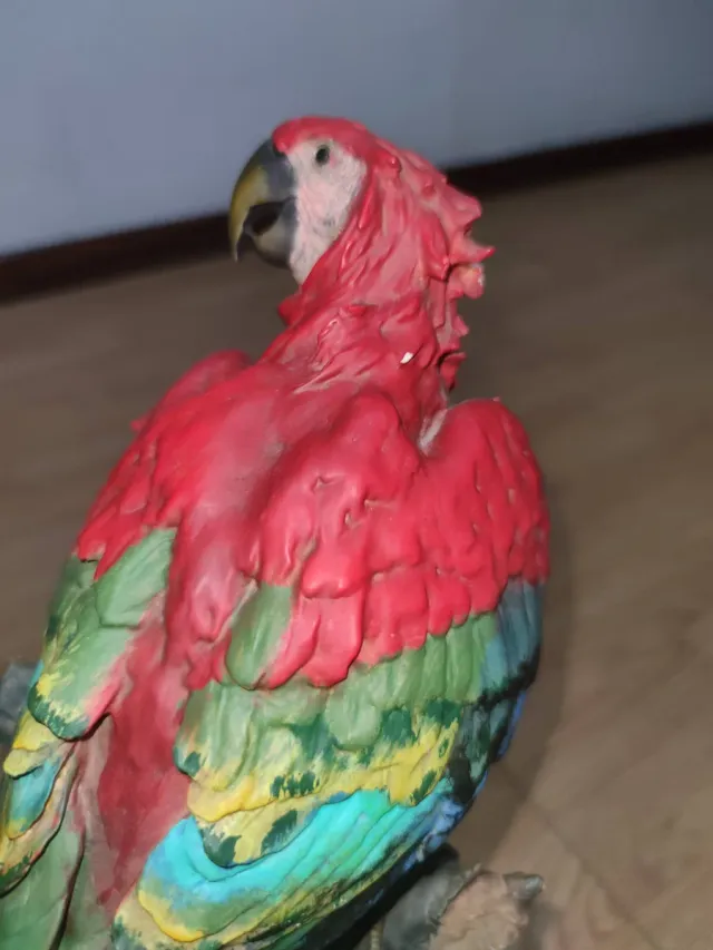 Escultura Guacamayo Giuseppe Armani