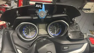 Soporte Quadlock Yamaha TMAX 560