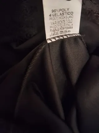 Abito da festa rosso e nero con pizzo