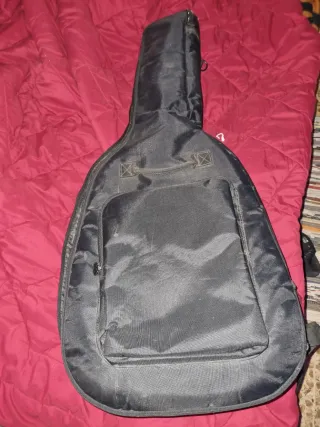 Guitarra Acústica con Funda
