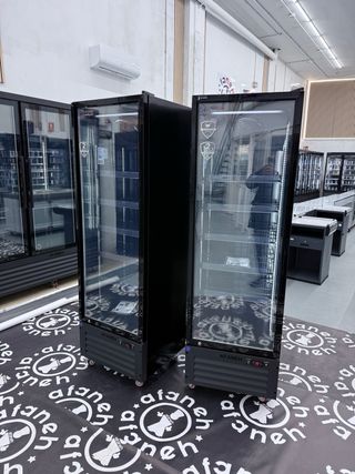 CONGELADOR VERTICAL AFANEH DE UNA PUERTA