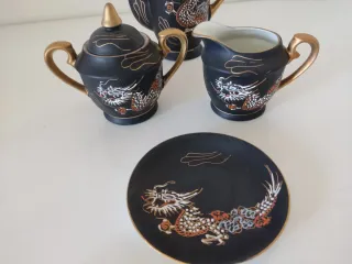 JUEGO DE CAFÉ / TÉ PORCELANA JAPÓN VINTAGE Dragón