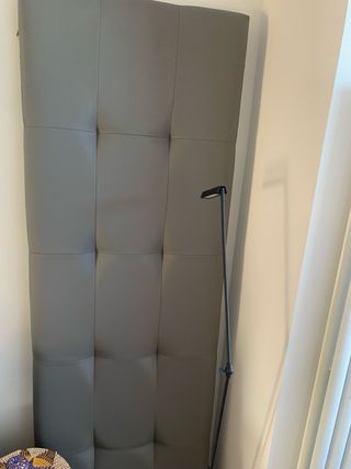 Cabecero gris polipiel