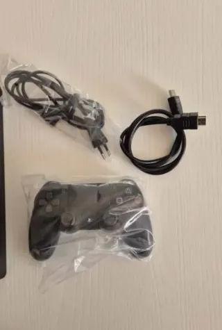 PlayStation 4 PS4 Slim 500GB