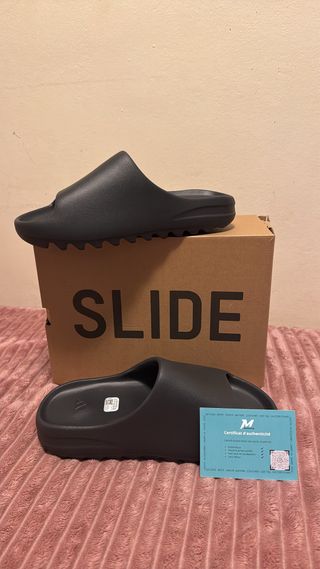 Yeezy Slide Negro