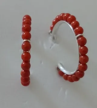 Orecchini cerchio corallo argento