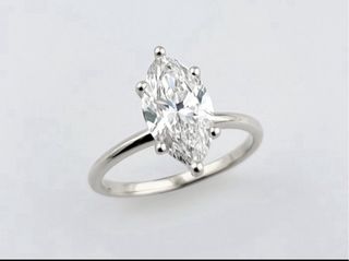 Anillo de oro blanco con Diamante