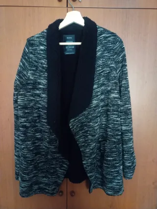 Cárdigan Bershka Polar Negro Gris Talla M