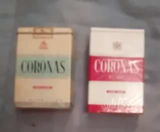 Cajetilla Coronas antigua sin abrir