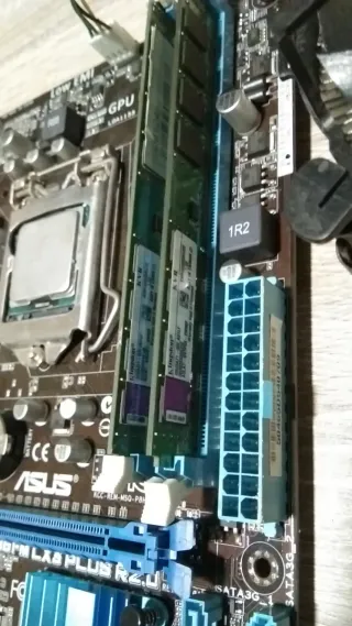 Placa Base ASUS con Procesador