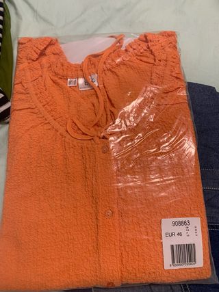 Blusa bpc naranja talla 46 da talla