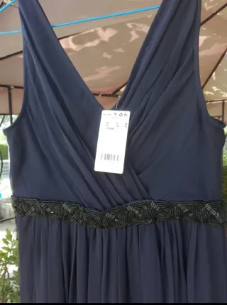 Vestido fiesta azul marino con pedrería