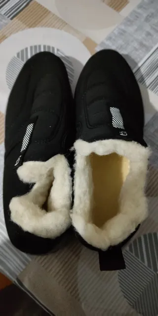 Botas de invierno negras forradas+ zapatillas 10eu