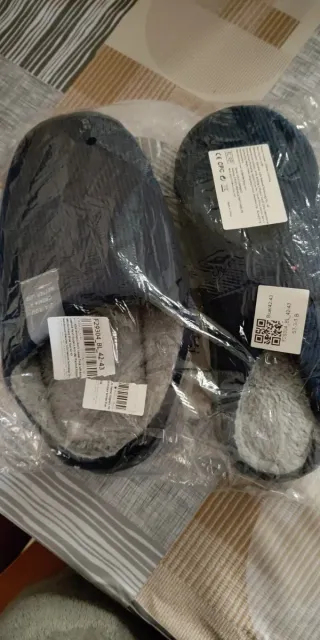 Botas de invierno negras forradas+ zapatillas 10eu