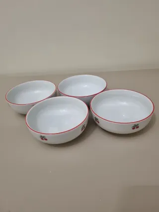 Set 4 Ciotole Richard Ginori Ciliegie
