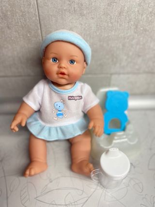 Muñeca Bebé Pipí Muñequitas