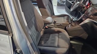 Opel Zafira Tourer 2015