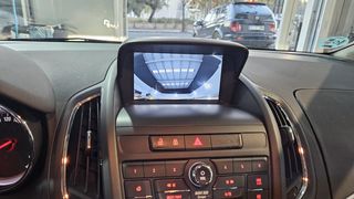 Opel Zafira Tourer 2015