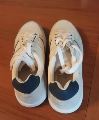 Zapatillas Blancheporte Beige y Blancas nuevas