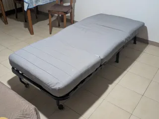 Divano letto singolo comodo beige