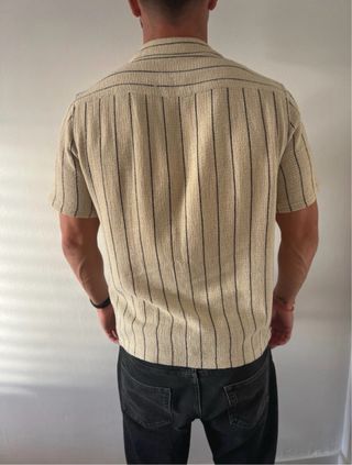 Camisa Zara Rayas Beige y Negra Talla M