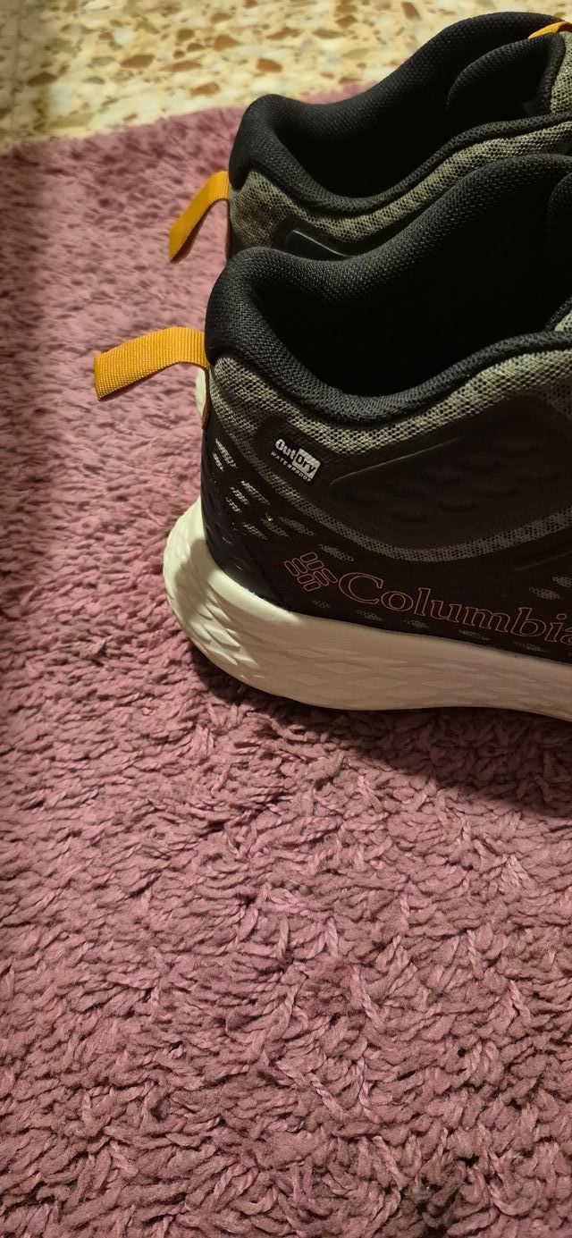 Zapatillas Columbia Konos TRS Outdry Mid