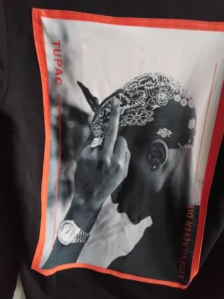 Sudadera Negra Tupac Legend Never Die