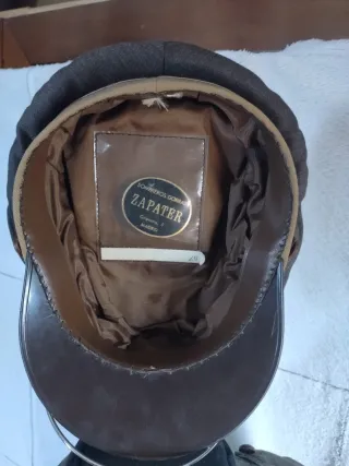 Lote militar época uniforme y gorra