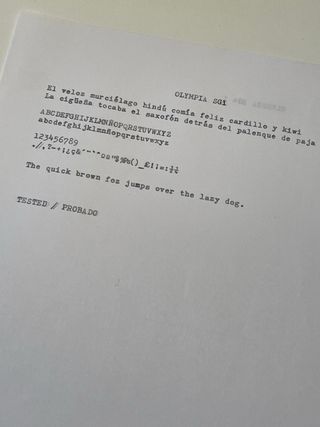 Máquina de escribir Olympia SG1