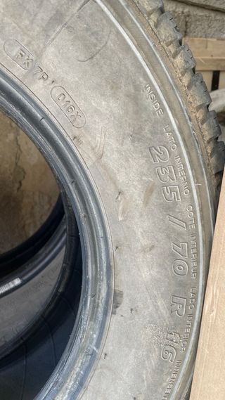 Neumaticos Michelin 235/70/R16