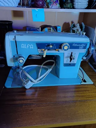 Máquina de coser Alfa Automática