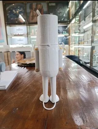 Schiaccianoci latta glitter bianco