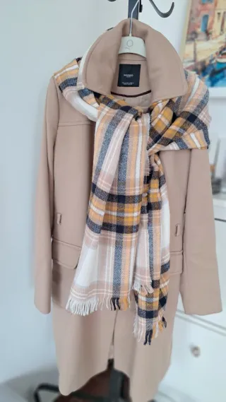 Cappotto Mango Beige con Sciarpa
