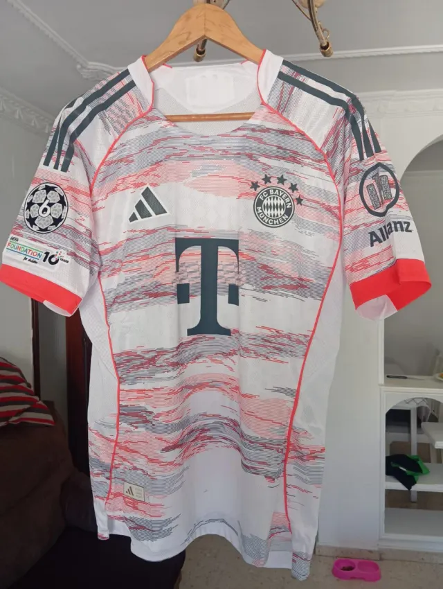 Camiseta FC Bayern Múnich 14 Luis Díaz 25/26