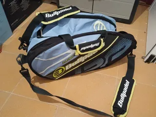 Paletero Bullpadel Padel