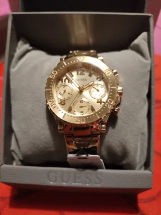 Reloj Guess COSMIC GW0465L1 Dorado