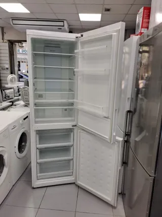 ♡NEVERA MARCA HAIER 191,CM GARANTÍA + TRANSPORTE♡