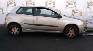 Fiat 1064691 46784224 centralita cierre stilo 192