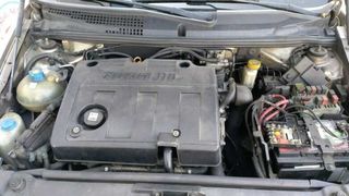 Fiat 1064691 46784224 centralita cierre stilo 192