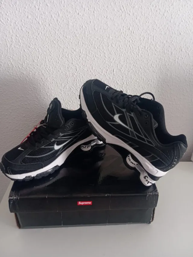Nike Shox Ride 2 Supreme EUR 42 Black White