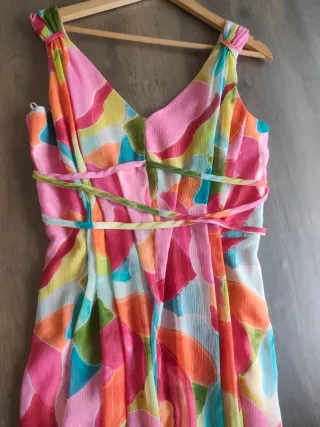 Vestido fiesta largo y estampado