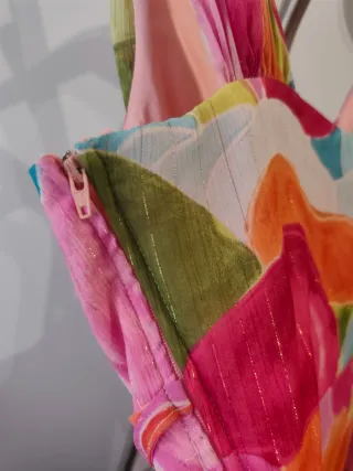 Vestido fiesta largo y estampado