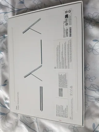 Caja VACIA iPad Magic Keyboard