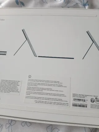 Caja VACIA iPad Magic Keyboard